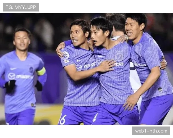 广岛三箭一球小胜江原FC 亚冠联赛收获关键三分